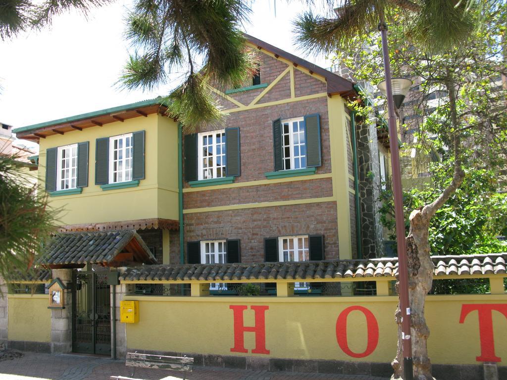 Hotel Cayman Quito Exteriör bild